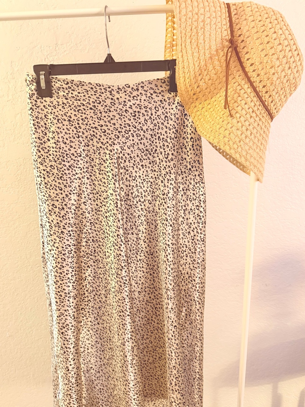 Blue Jasmine Cream and Black Leopard-Print Maxi Skirt